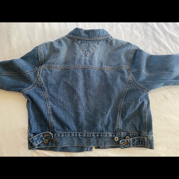 Distressed Tommy Hilfiger Cropped Denim Jacket - Picture 7 of 8